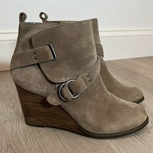 Lucky Brand Booties size 9.5